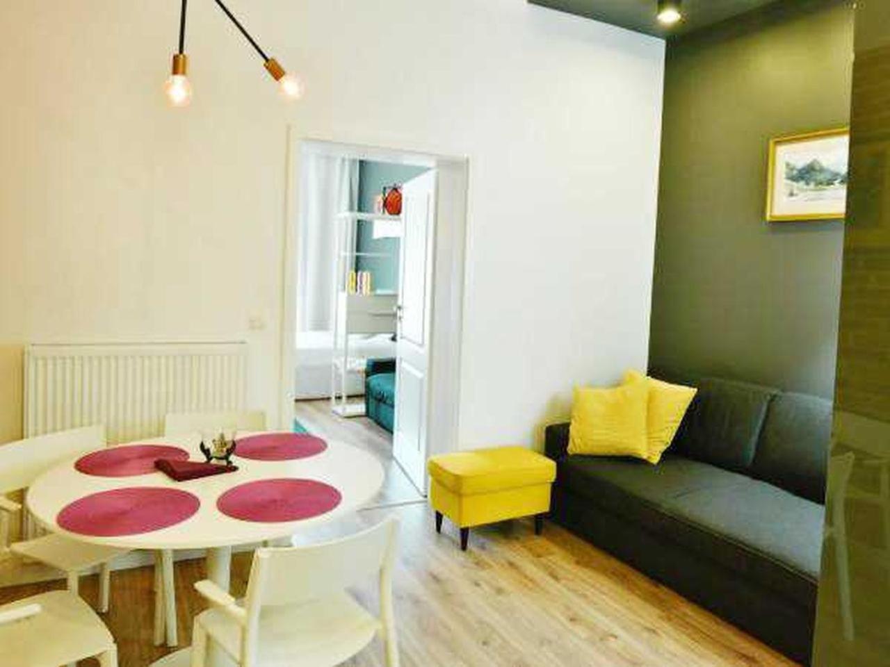 K12 Apartament *